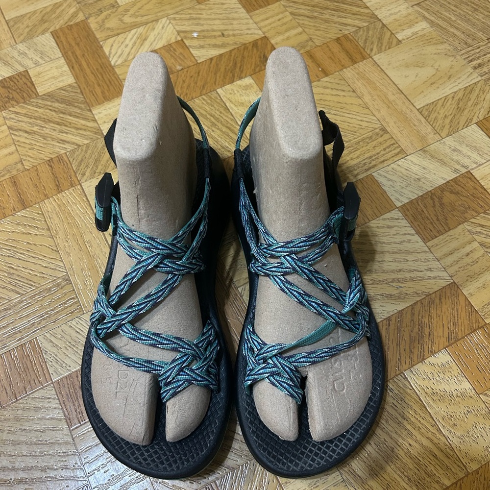 CHACO Women's Black and Blue Sandals